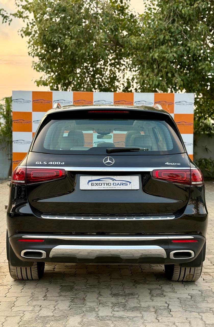 
								Mercedes Benz GLS400D 4Matic full									