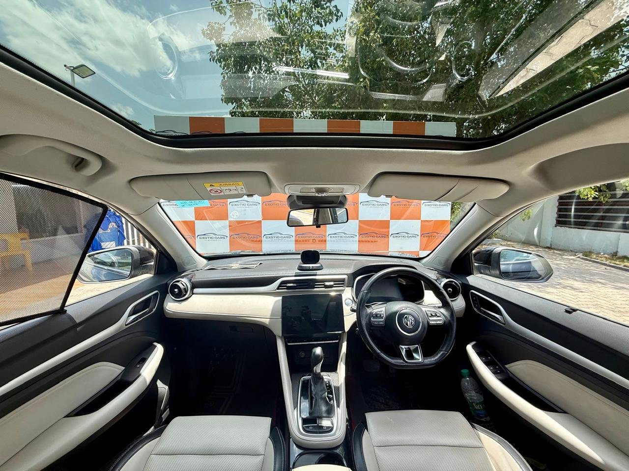 
								MG ASTOR ZS SAVVY full									