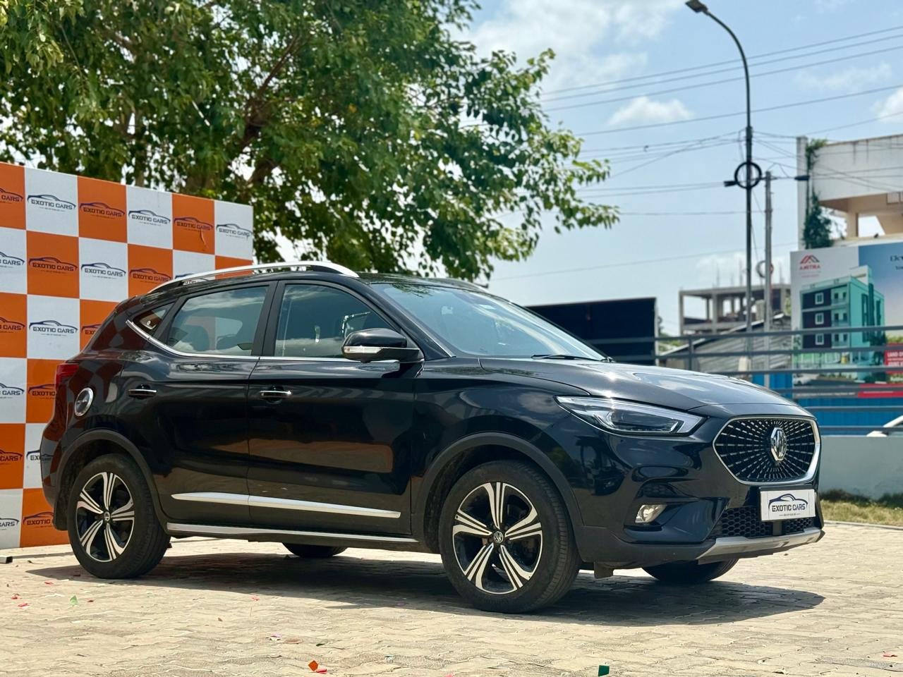 
								MG ASTOR ZS SAVVY full									