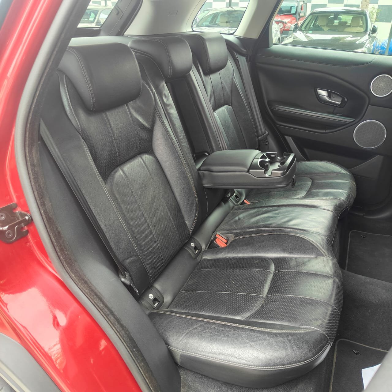 
								RANGE ROVER EVOQUE full									