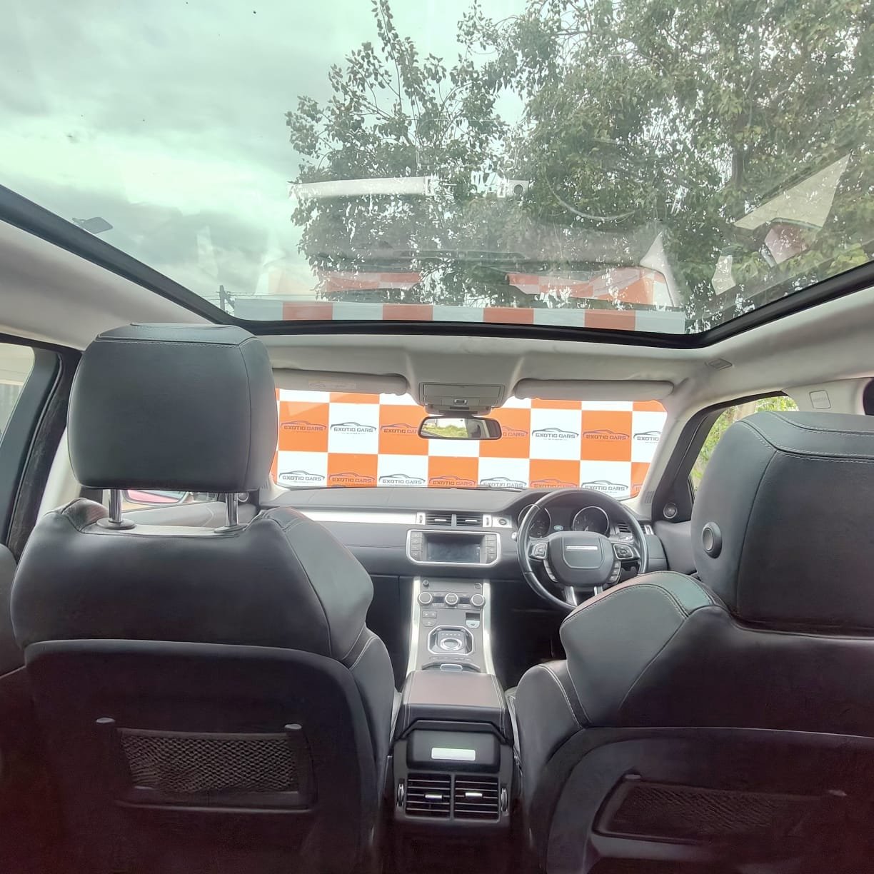 
								RANGE ROVER EVOQUE full									