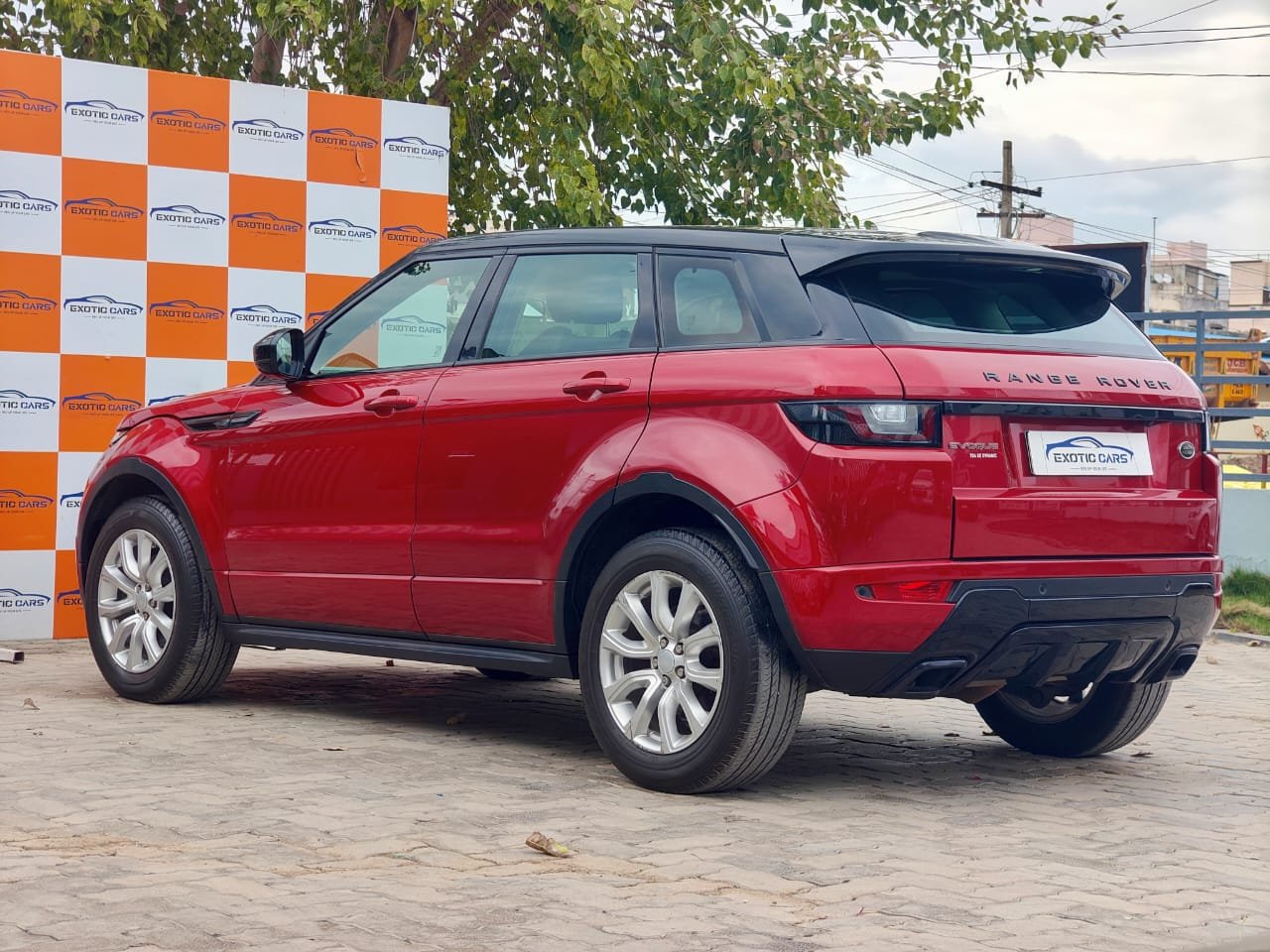 
								RANGE ROVER EVOQUE full									