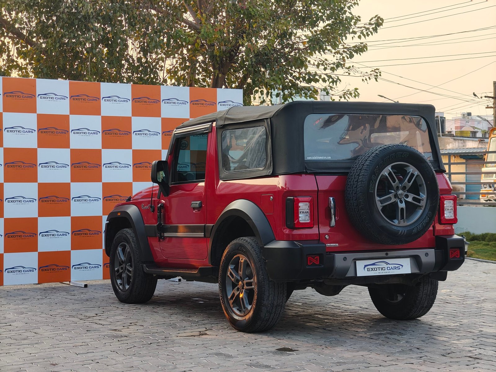 
								MAHINDRA THAR LX AT full									