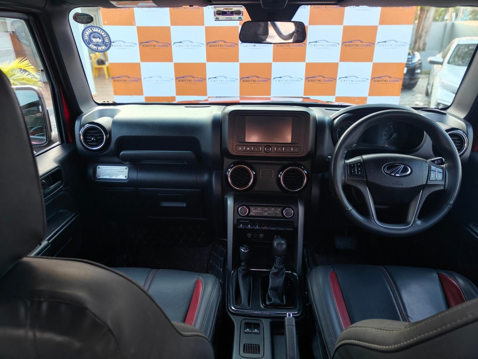 
								MAHINDRA THAR LX AT full									