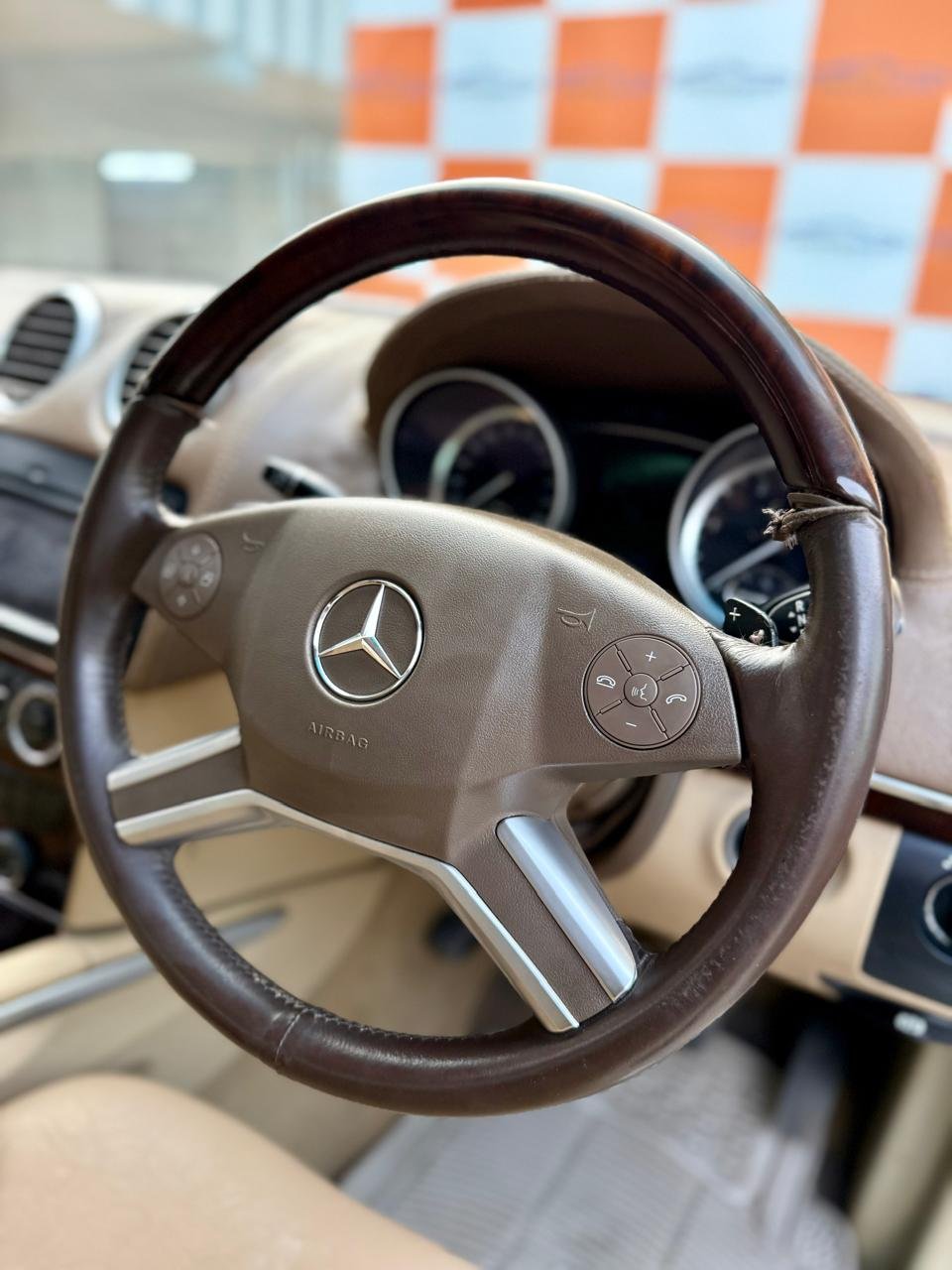 
								MERCEDES BENZ GL350 CDI full									