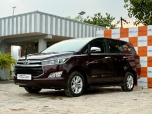 TOYOTA INNOVA CRYSTA 2.4Z