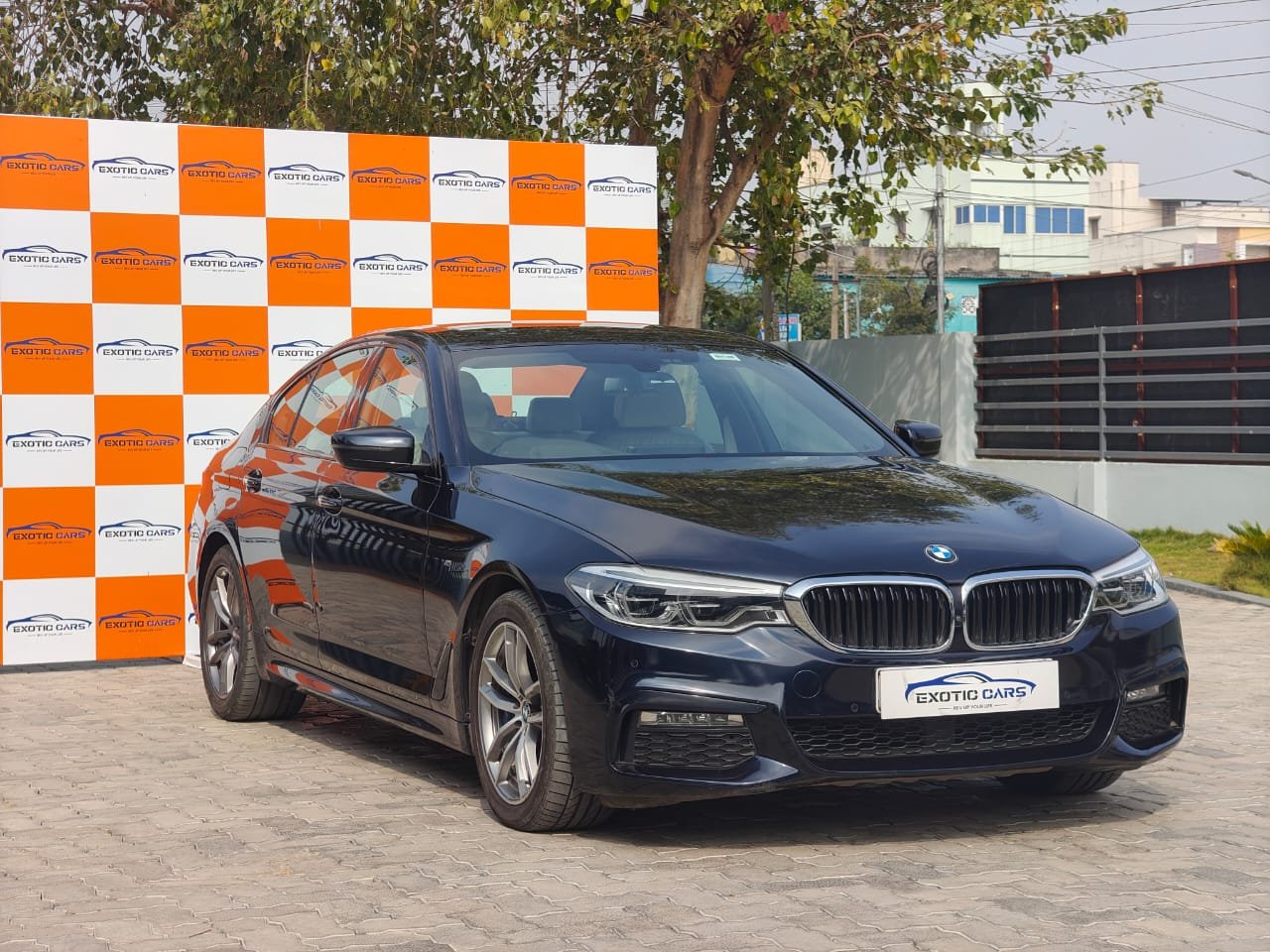 
								BMW 530D MSPORT full									