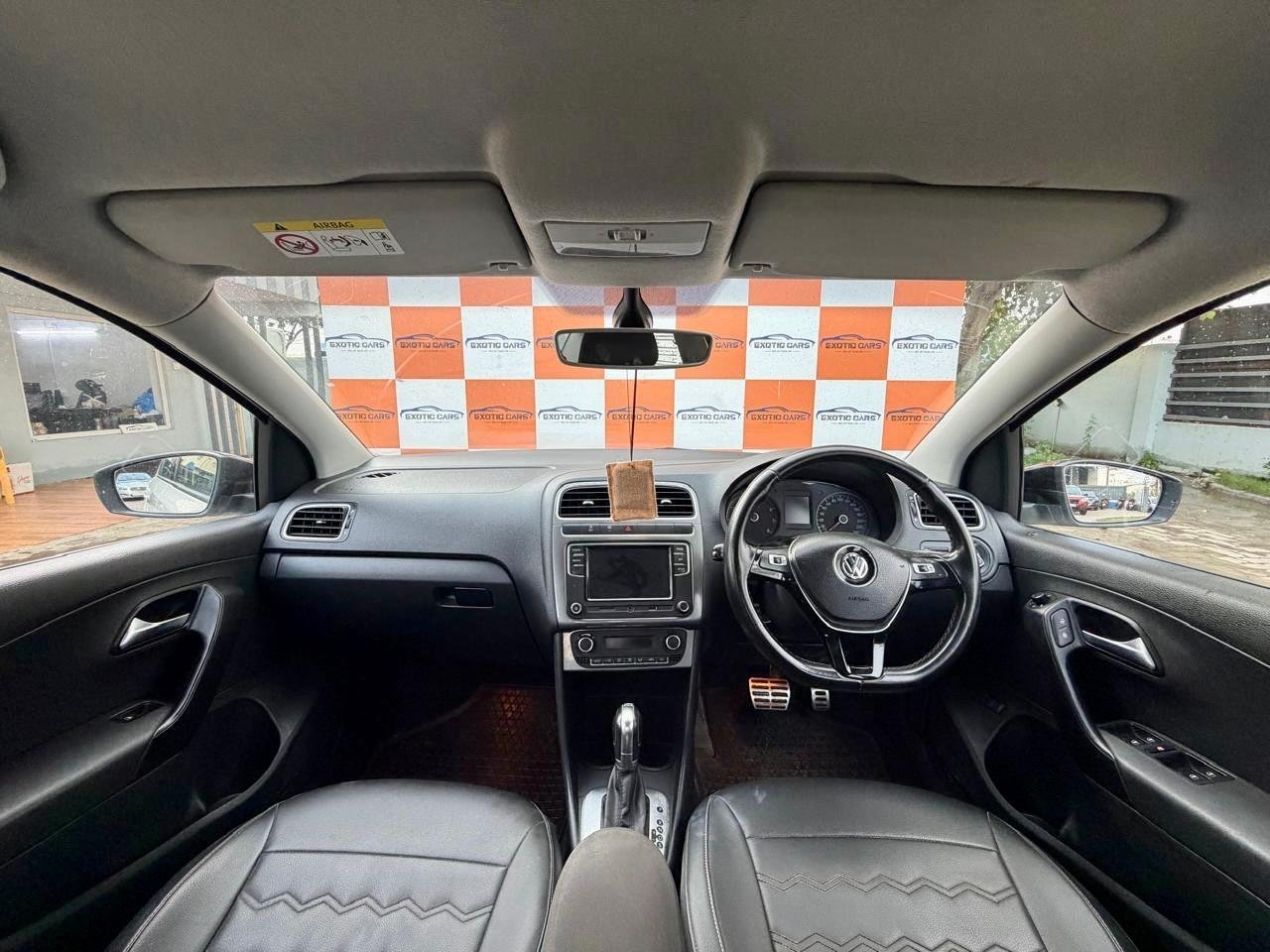 
								HYUNDAI VERNA SX full									