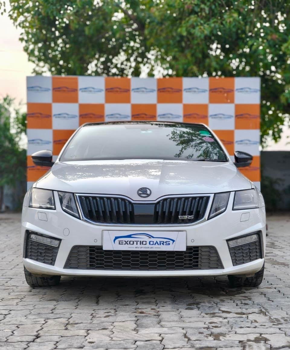 
								SKODA OCTAVIA VRS full									