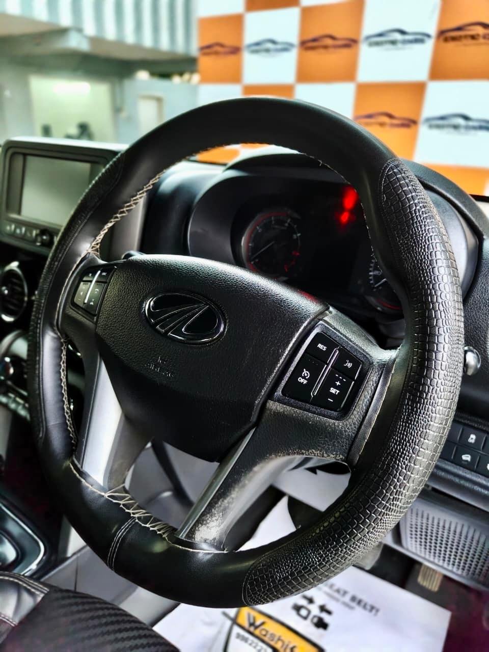 
								MAHINDRA THAR LX AT full									