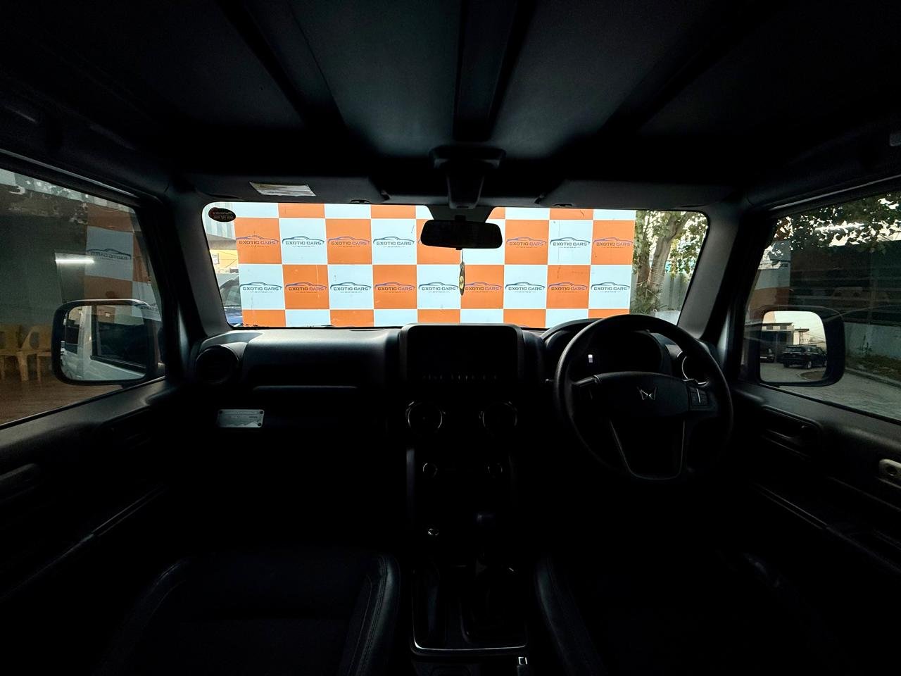 
								MAHINDRA THAR LX AT full									