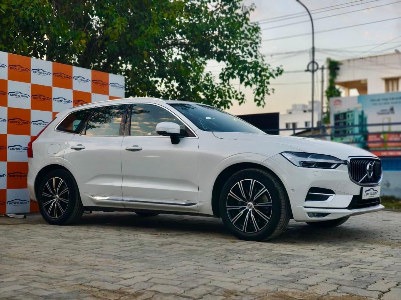 
								Volvo XC60 D5 full									