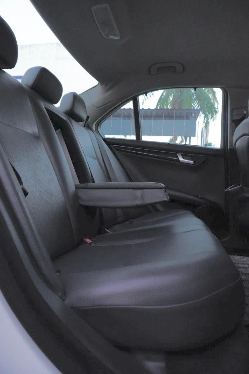 
								MERCEDES BENZ C220D full									