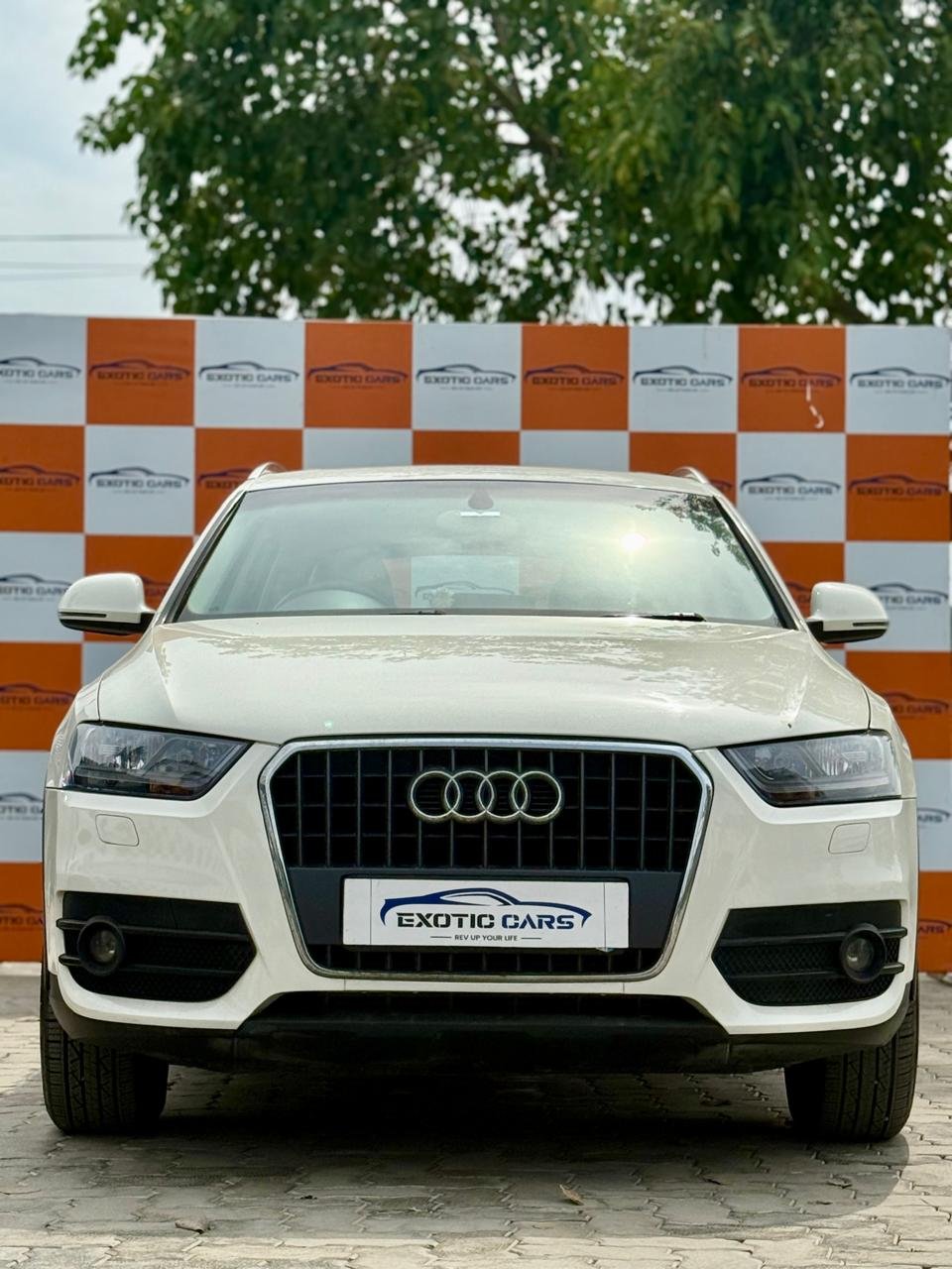 
								AUDI Q3 QUATTRO full									