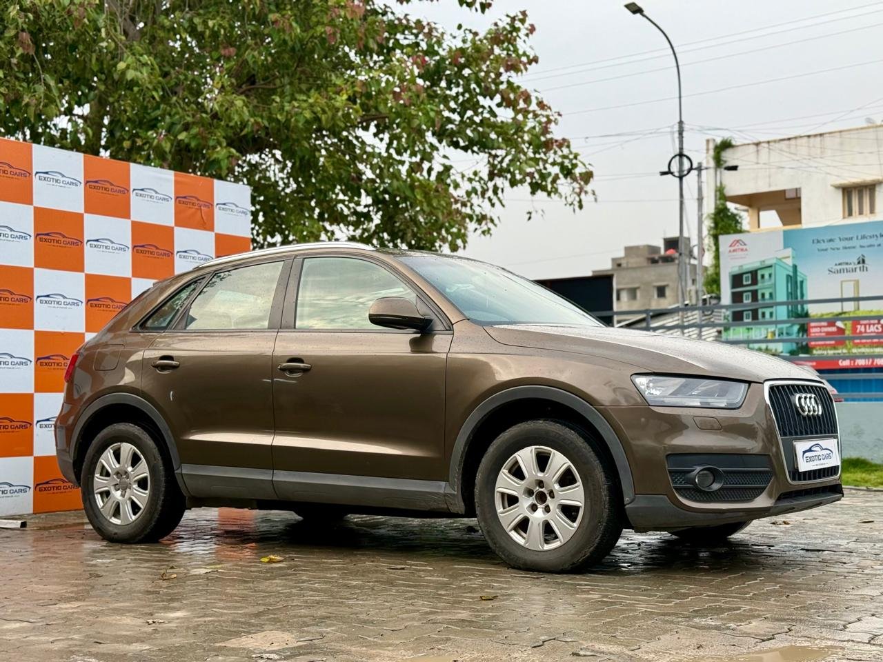 
								AUDI Q3 QUATTRO full									