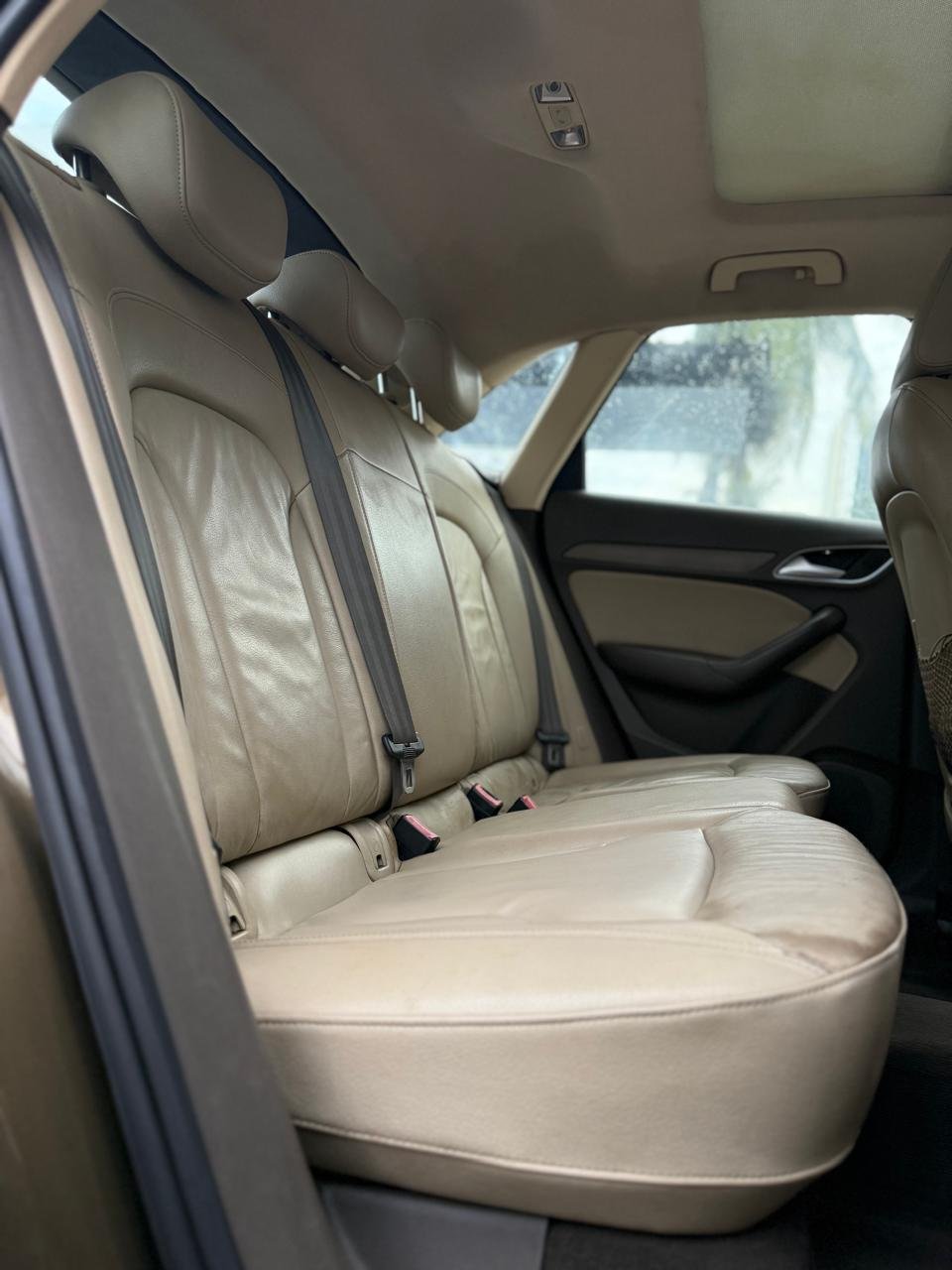 
								AUDI Q3 QUATTRO full									