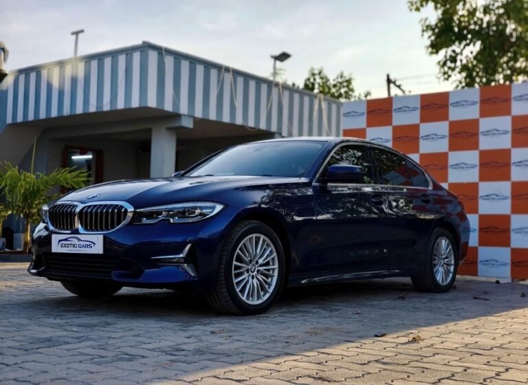 BMW 320D LUXURY LINE