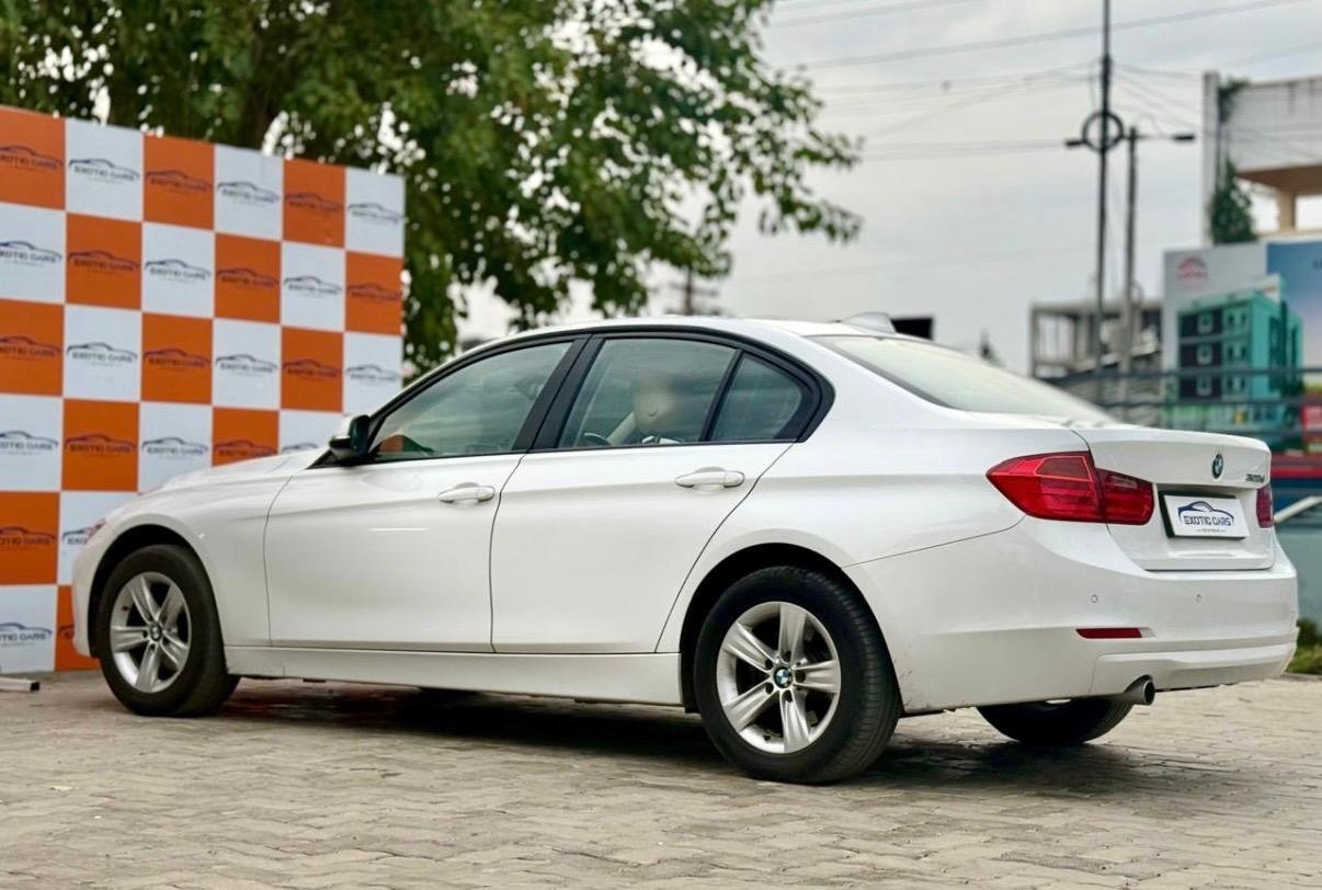 
								BMW 320D PRESTIGE EDITION full									