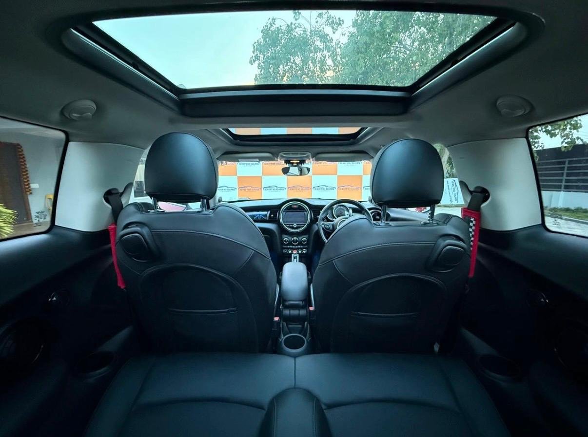 
								MINI COOPER JCW full									