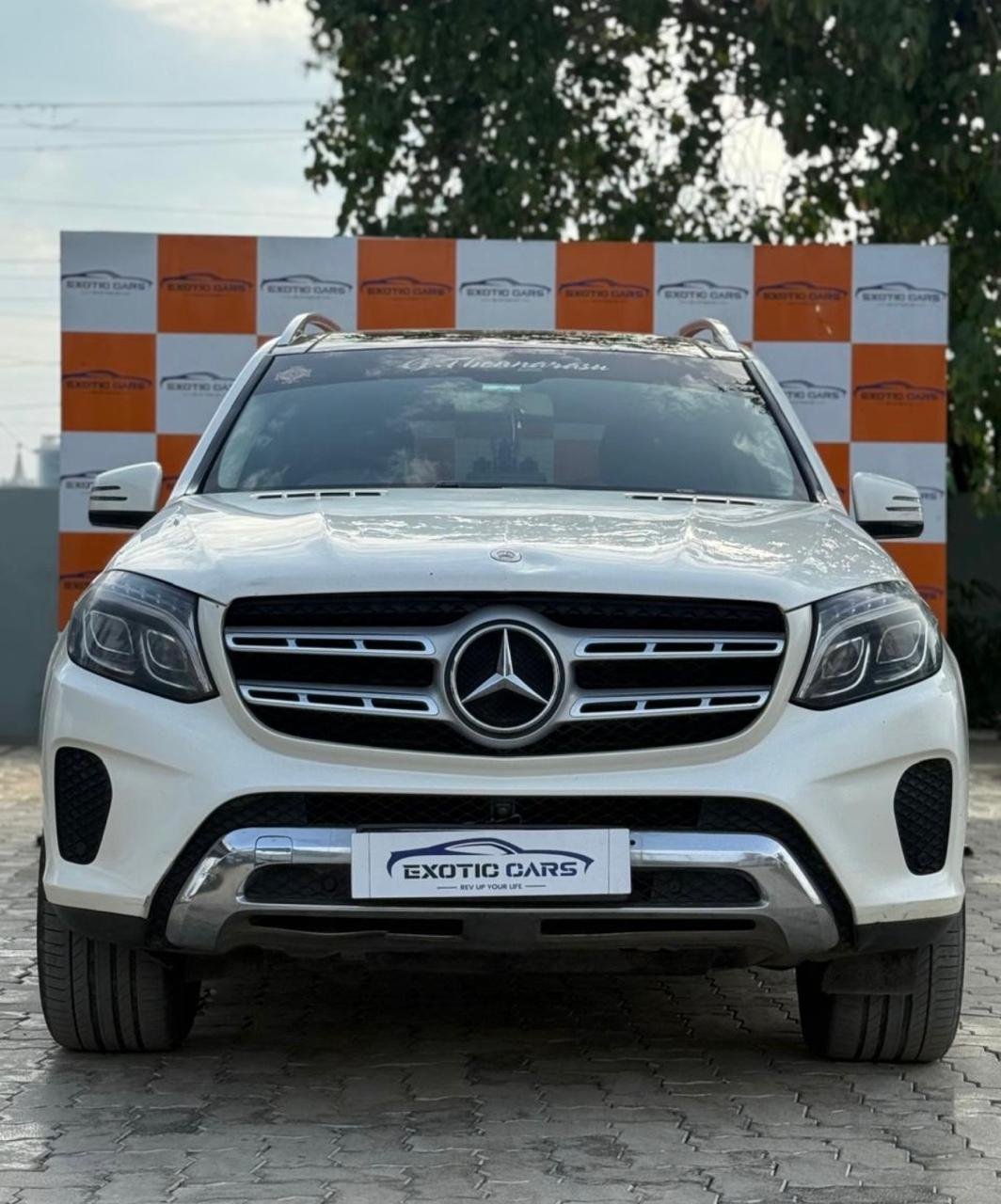 
								MERCEDES BENZ GLS350D 4MATIC full									