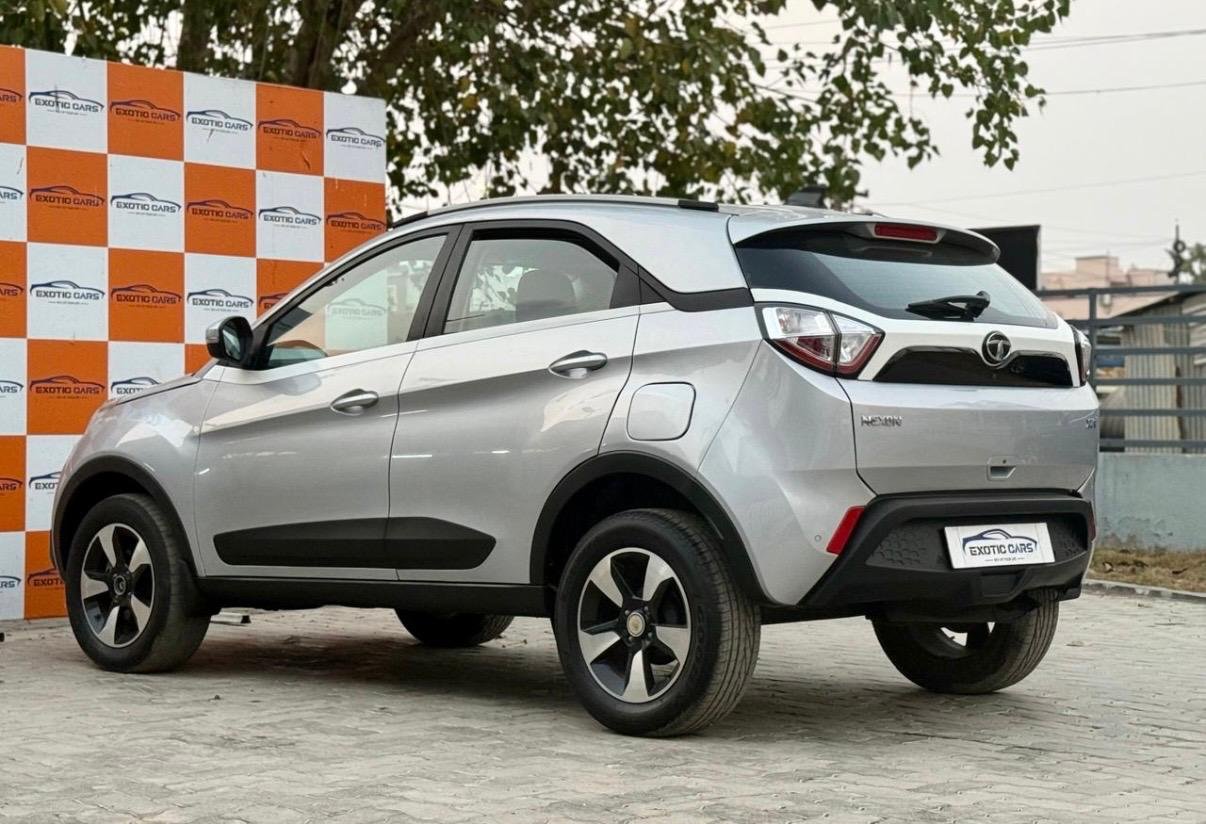 
								TATA NEXON ZXA full									